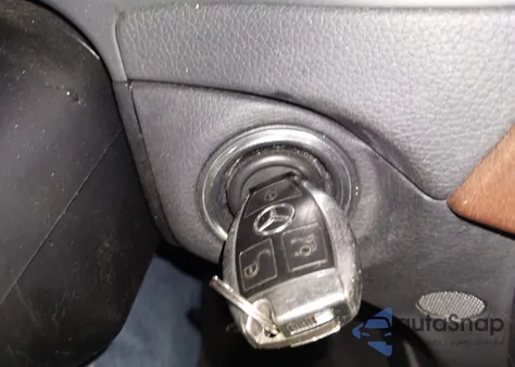 2013 Mercedes-Benz C 300 Sport 4Matic from USA, damaged, VIN WDDGF8AB5DA792406